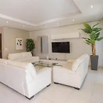Pendergardens Luxury 3br In St Julians Heart By 360 Estates Διαμέρισμα *