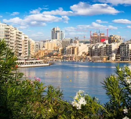 Pendergardens Luxury 3br In St Julians Heart By 360 Estates شقة *